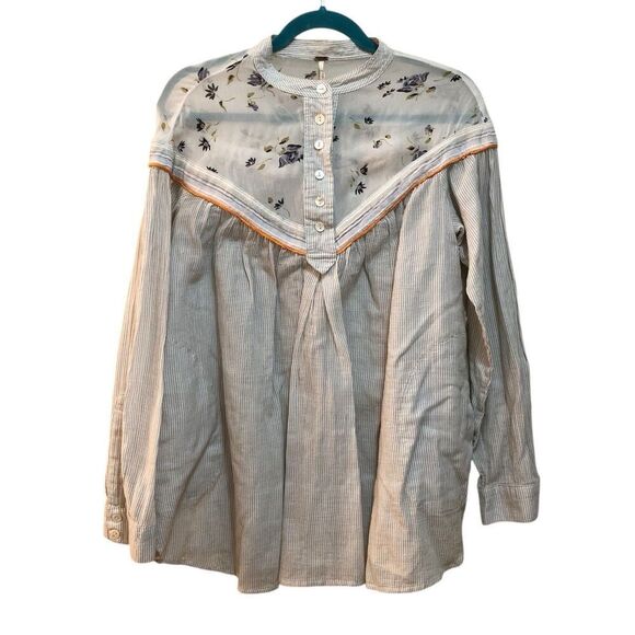 Free People Women’s Blouse Sz XS Sheer Yoke Pintuck Gray Stripe Pockets  Boho - Picture 1 of 5